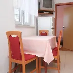 Apartmán With Parking Space Pag - 9388 Pag Town