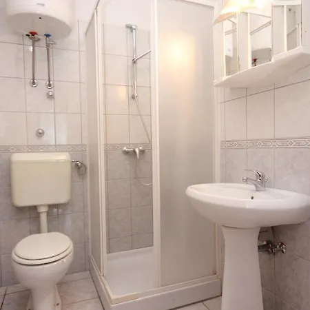 Apartment With Parking Space Pag - 9388 Pag Town